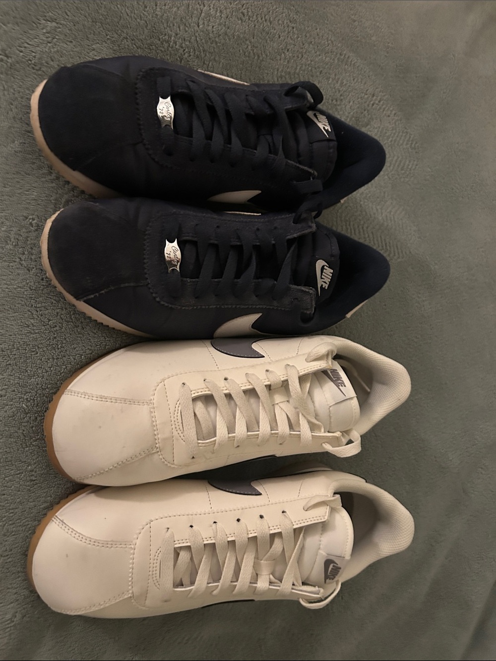 Nike Men’s Sneakers in Navy & White